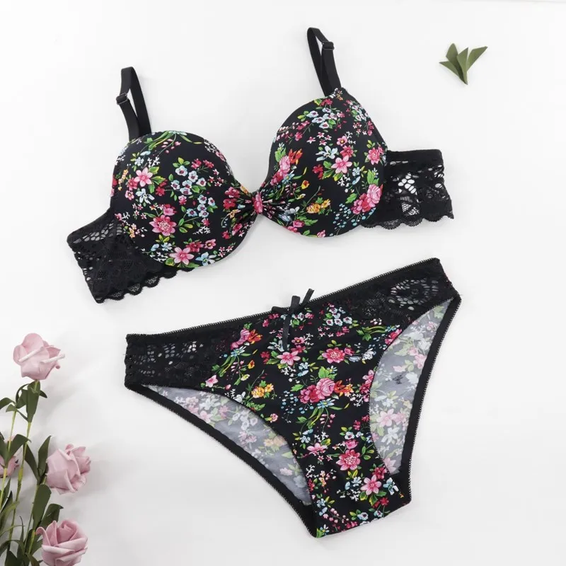 Plusgalpret Sexy Lingerie Large Size 90C-105C 3/4 Cup Bra 2Xl-5Xl Low Waist Panties Set Underwear for Ladies Floral Lace Bra Set cheap underwear sets