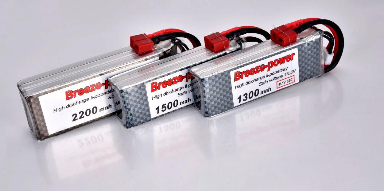Летательный аппарат Бриз 3 s11. 1 1300/1500/2200 v mah35c аэромоделирования литиевая батарея бренд 7,4 v8502s цветок