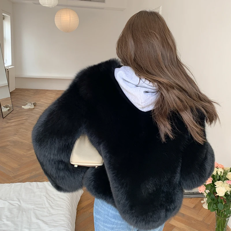 2022 Winter New Black Genuine Fox Fur Jackets Women High Quality Short Whole Skin Natural Woman Fox Fur Coats Luxury Outwear