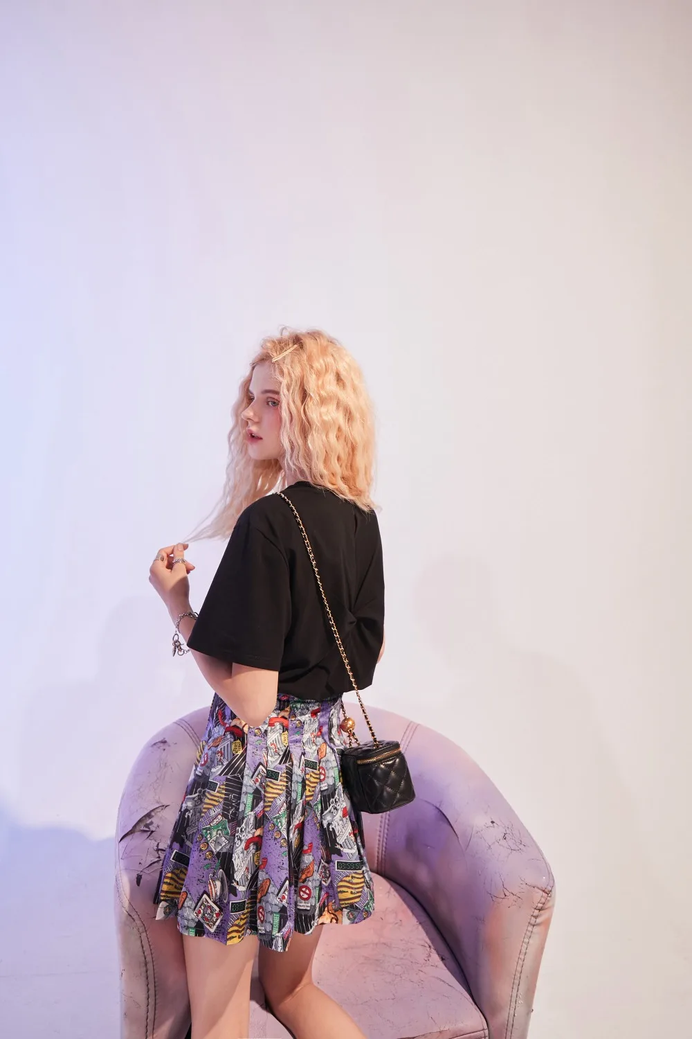 ELFSACK Multicolor Graphic Print Casual Women Pleated Mini Satin Skirts 2020 Summer ELF High Waist Korean Ladies Daily Bottom