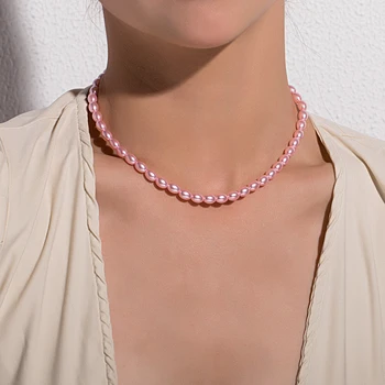 

Fashionable and beautiful pink pearl short necklace women's simple rudder t-button neck chain necklace