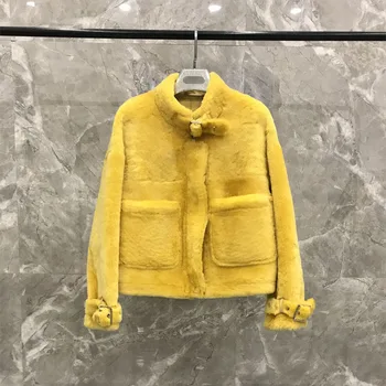 

winter new Haining short fur female sheep-shearing Korean version of thin locomotive lambs fur coat