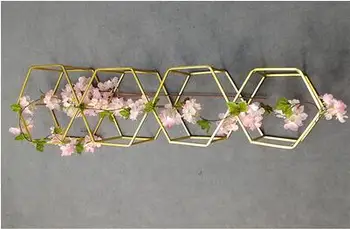 

New wedding props gold iron hexagon frame wedding geometric guide decoration honeycomb props