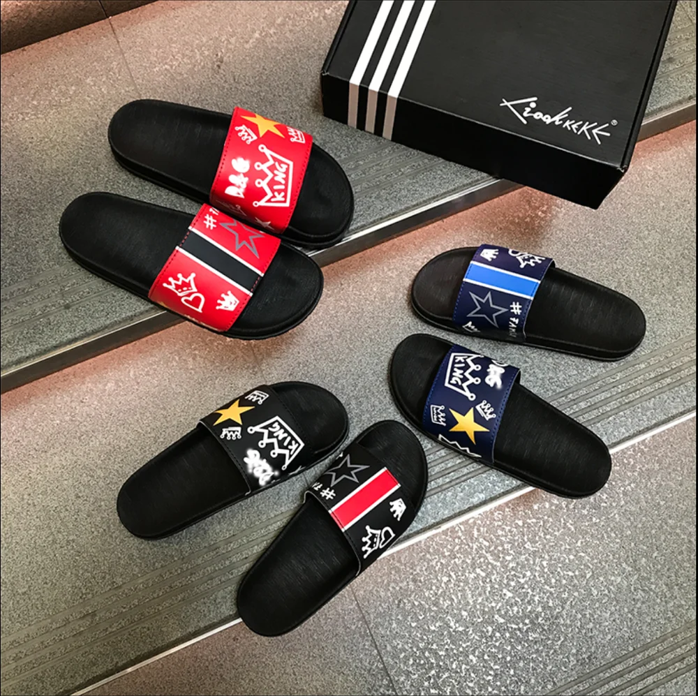 

Men's Summer Sandals Bathroom Non-slip Outdoor Home Slippers Flip-flops Cartoon Pattern Large Size 41-45 Slide Shoes Slide