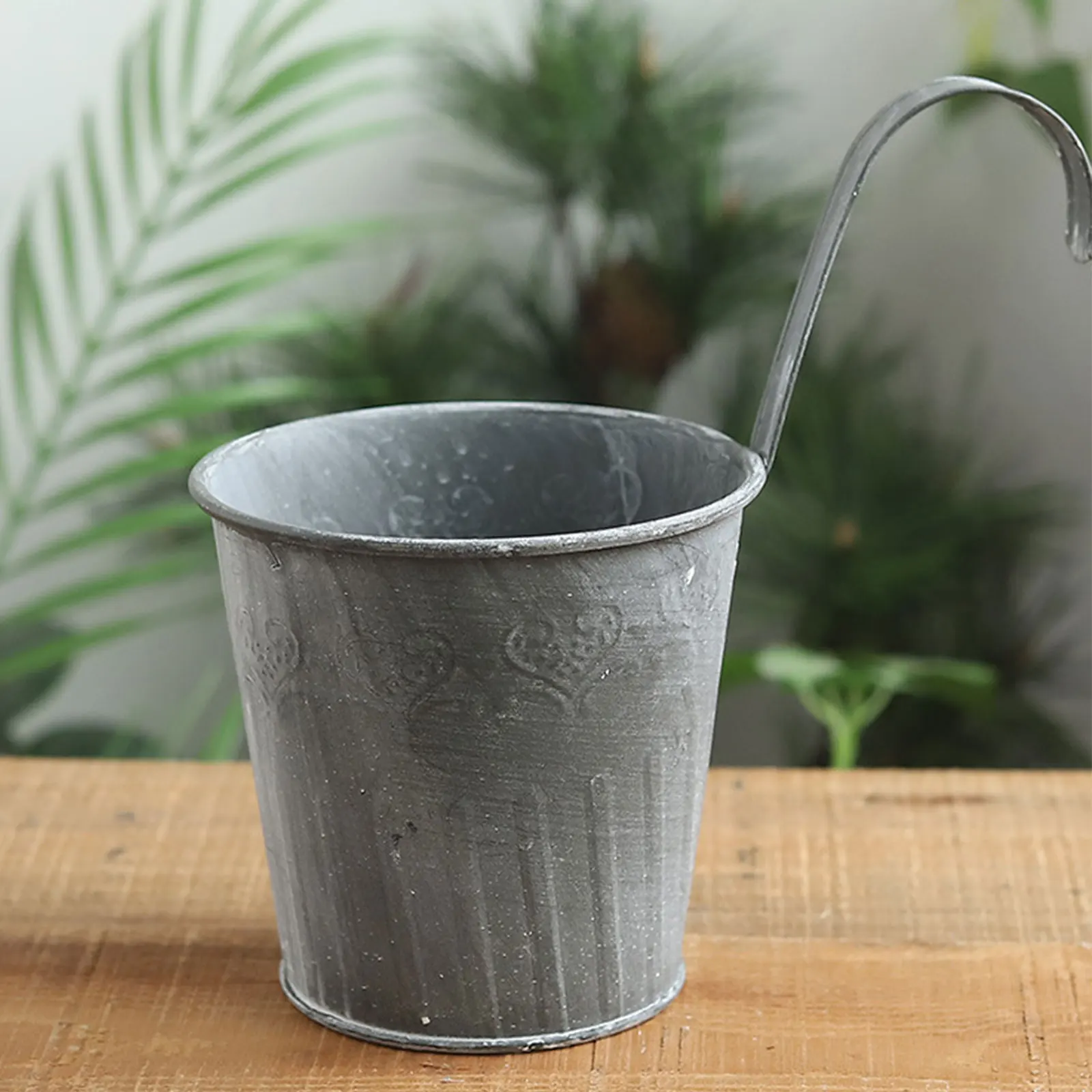 Tin Flower Bucket European Style Retro Tin Flower Bucket Flower Pots