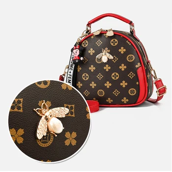 

Luxury handbags for girls in leather mini V bags, luxury handbags, women’s shoulder bags, designer SAC main femme shoulder bags