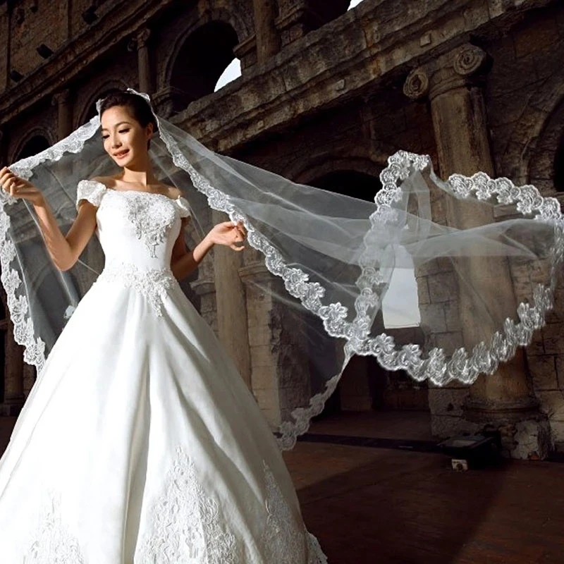 

Charismatic 1 Layer White/Ivory Tulle Elbow Lace Edge Bride Bridal Wedding Short Veil