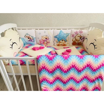 

Комплект в кроватку "Мультяшки в облаках" Комплекты в кроватку