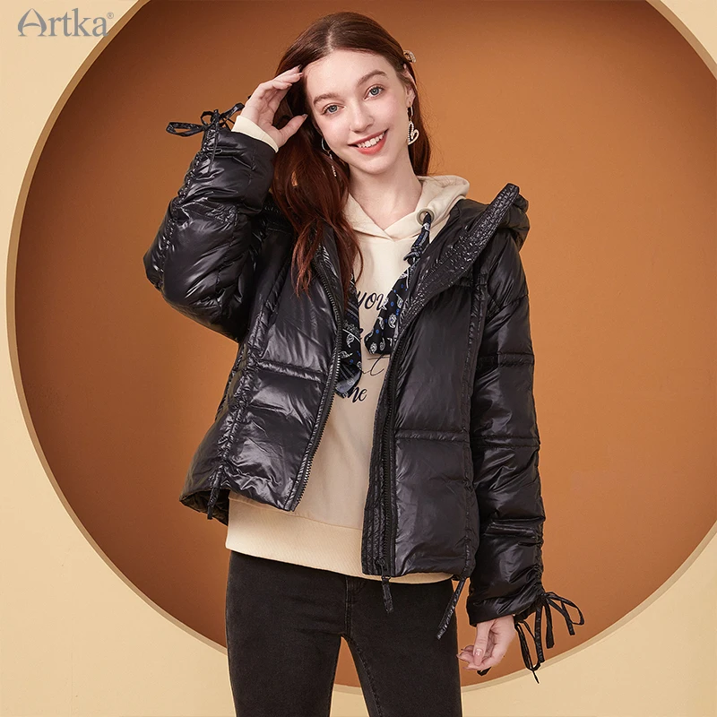 

ARTKA 2020 Winter New Women Down Jacket Fashion Casual 90% White Duck Down Coat Hooded Glossy Black Down Jacket DK25200D