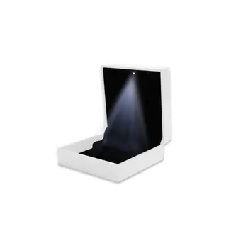 

Hot LED Lighted Ring Necklace Storage Boxes Engagement Wedding Gift Case Pendant Box
