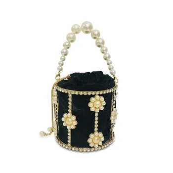 

Retro Fashion Female Bag New Pearl Rhinestone Flower Hollow Handbag Evening Bag Messenger Bag Dress Bag Bucket Bag