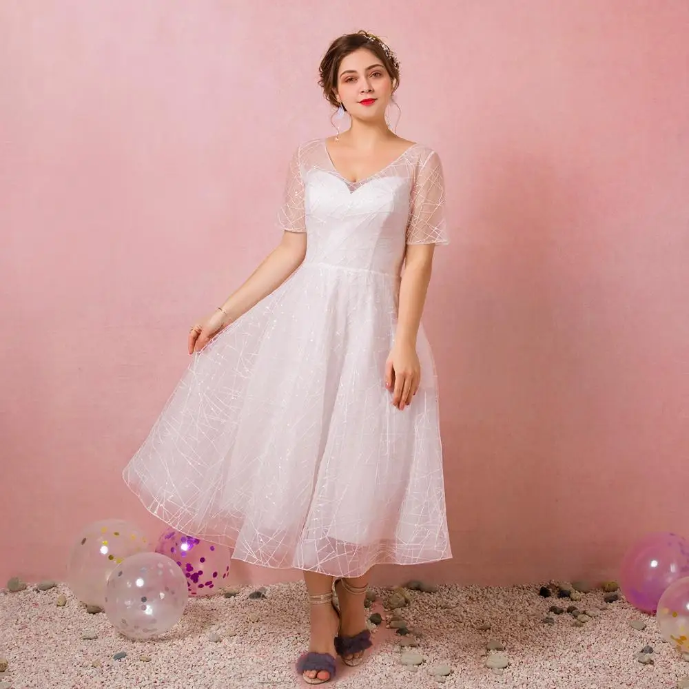 

2019 New Elegant Tulle Plus Size Evening Dress Homecoming Dress V-neck Illusion Tea-length Dress Lace-up Dress