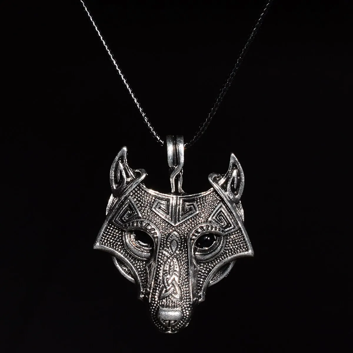 Vintage Men Wolf Head Leather Chain Pendant Necklace Women Hip Hop Metal Animal Wolf Hange Necklace Shellhard Birthday Gift