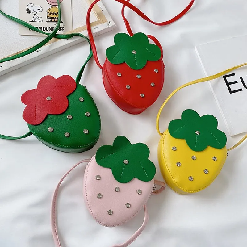 Kids Girls Cute Crossbody Purse Fruit Strawberry Shaped Shoulder Bag Chic Coin Purse For Daily