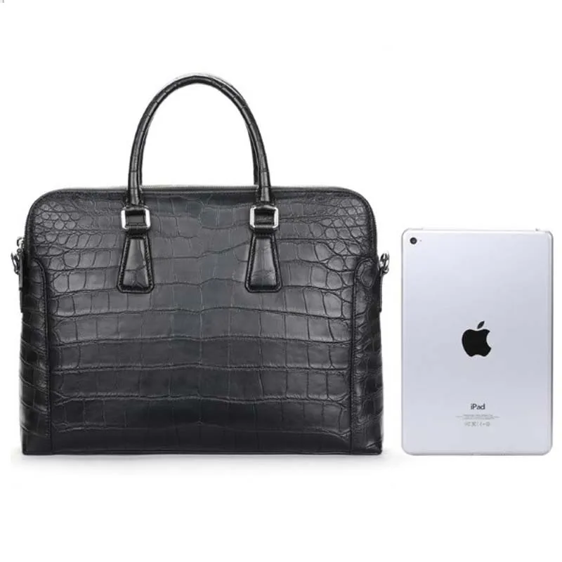 Рисунок 5 - Мужской портфель из крокодиловой кожи