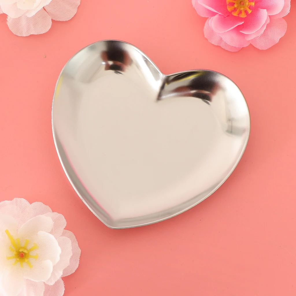 Heart Shaped Metal Storage Tray Jewelry Organizer Trays Ring Necklace Accessories Tray Jewelry Plate