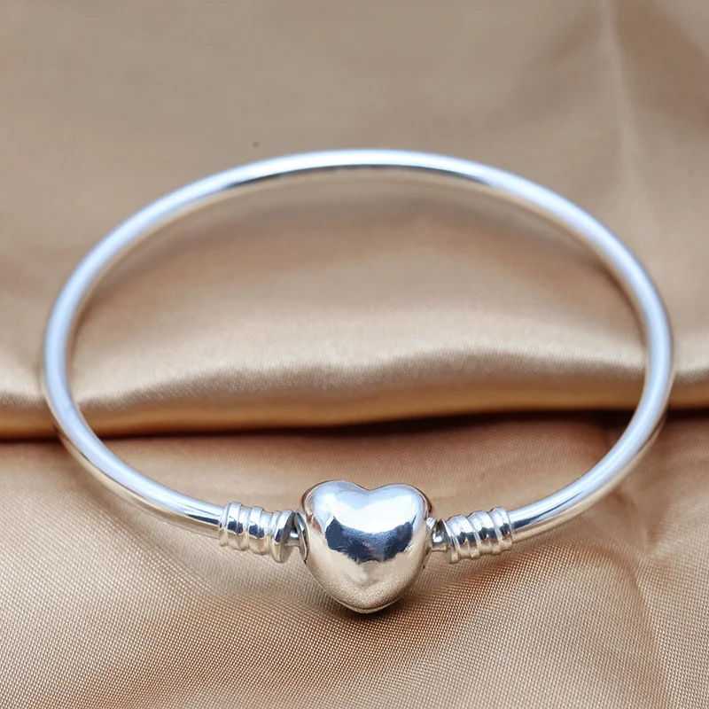 

Authenetic 925 Sterling Silver Bangle Moments Pave Heart Clasp Crystal Bracelet Bangle Fit Women Bead Charm DIY Europe Jewelry
