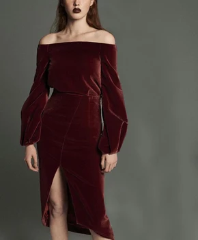 

2020 New Fashion Autumn Winter Velvet Dress Women Long Sleeve Off Shoulder Sexy Open Fork Party Dress Runway High Quality Design