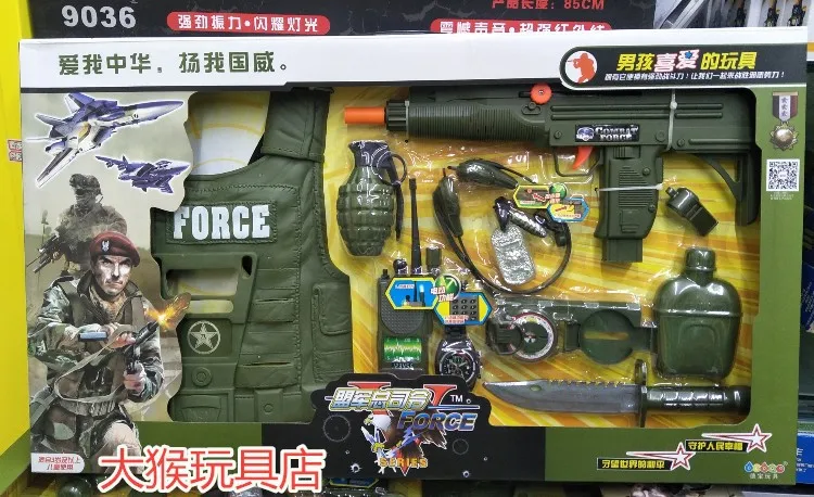 

Debao Military Toy Set Bulletproof Commander in Chief Allied Forces Back Submachine Gun Pistol Mask Plug-on Transmitter Boy Toy