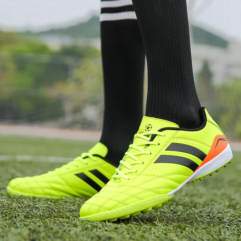 

Men Soccer Professional Trainers Sports Shoes For Male Kids Football Shoes Outdoor Athletic Soccer Shoes soccer cleats men
