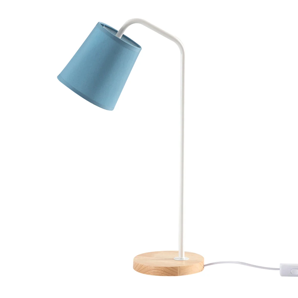 HOT Nordic Minimalist Table Lamp LED USB Solid Wood Light Study Bedroom Dormitory Modern Reading Light NDS66 - Цвет: Зеленый