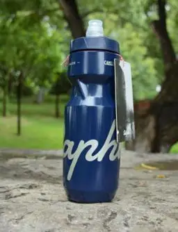Rapha бутылка для воды Ультралегкая 610 мл 710 мл герметичная для велосипеда, кемпинга, пешего туризма, спорта - Цвет: 610ml
