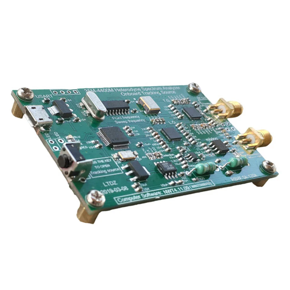 

35-4400M USB Spectrum Analyzer Analysis Signal Board W/ Tracking Source & Cable