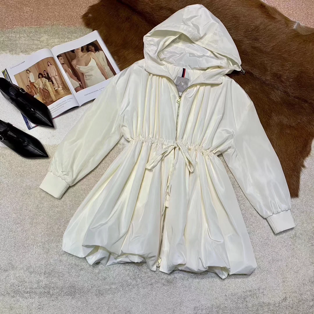 

2019 Three-Dimensional Waist Design Hooded Long Trench Winter Jacket Women Coat Zipper Full HighStreet Bat Sleeved Yes Solid