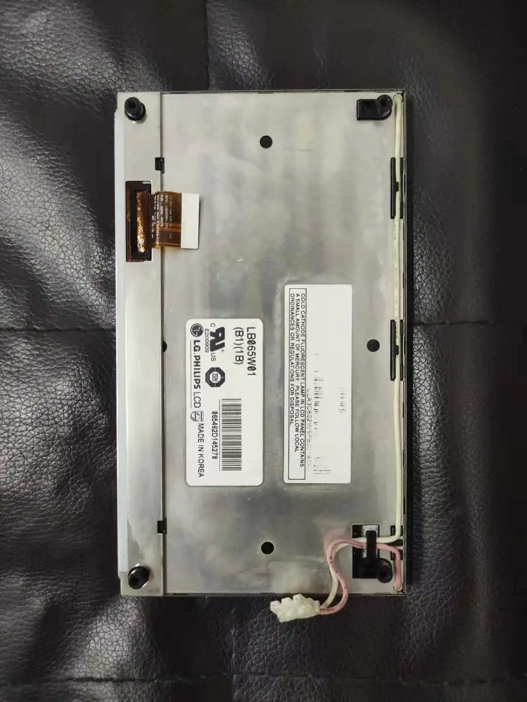 

Для 6-дюймового ЖК-дисплея LB065W01 C1 1B TM 03