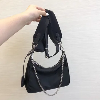 

2020 New Three-in-One Nylon Shoulder Bag Messenger Letters Small Shoulder bag Female Wide Straps bag bag with box BA124