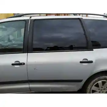 

LEFT REAR DOOR FORD GALAXY (VY)
