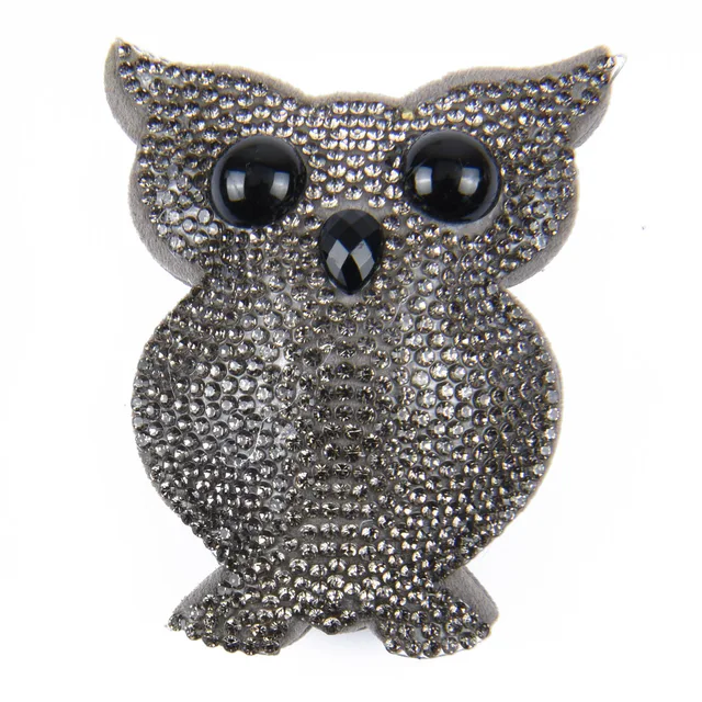 Hot Sale 1 Pcs Full Crystal Fabric Croc Shoe Charms Bling Embroidery Pink Shoes Decorations Grey Bear Clog Shoes Accessories b6015