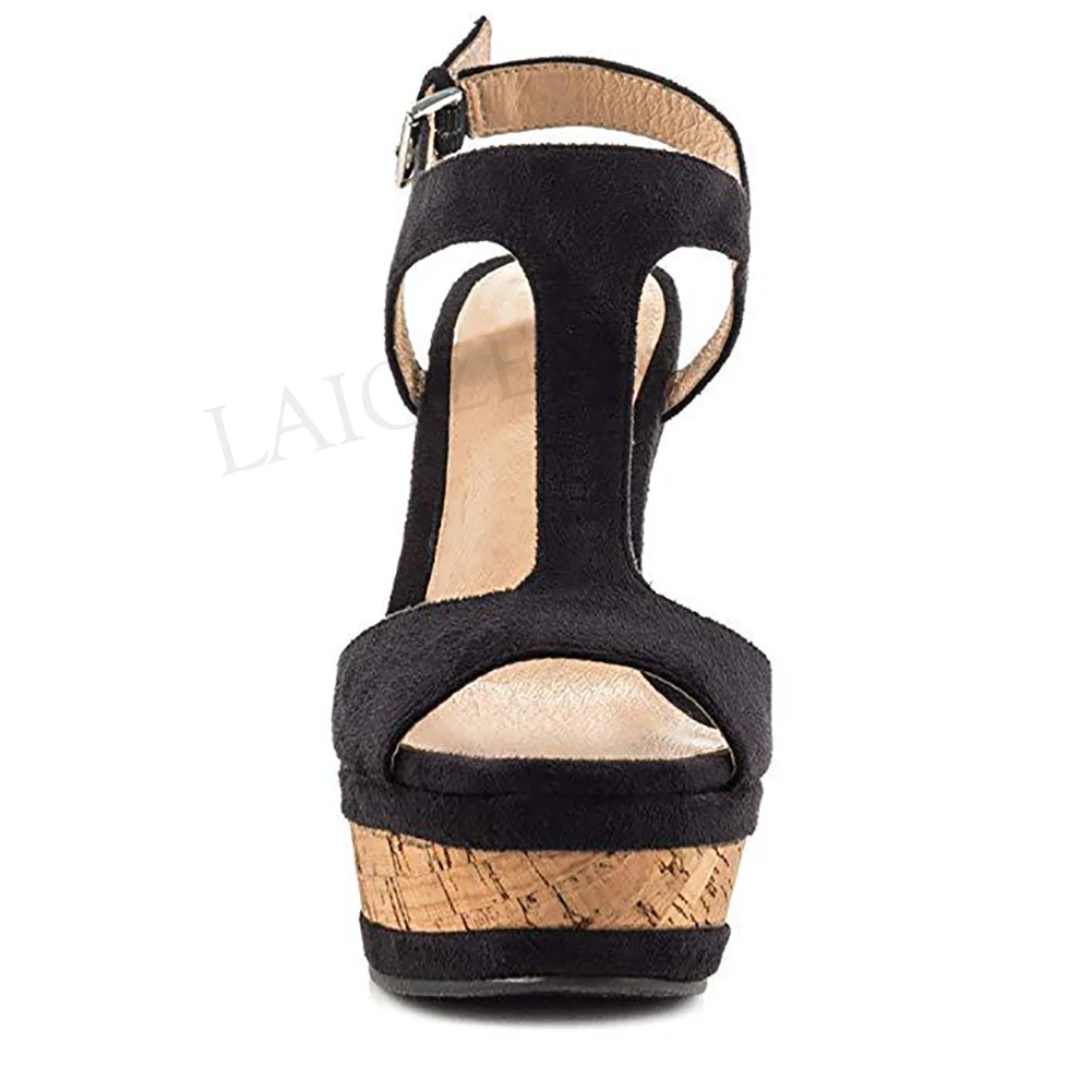 9213142616_1945288348