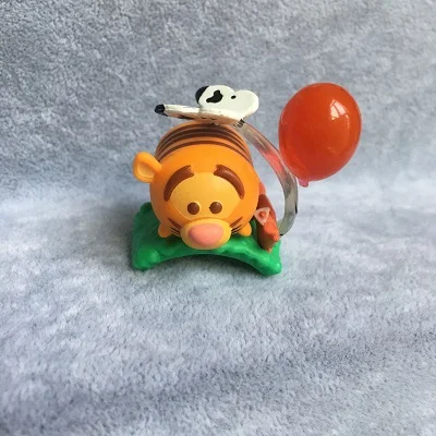1 шт./компл. disney «Tsum» и «Эльза и Анна» Мини партия Микки Дамбо ПВХ модные куклы Коллекционные модели игрушки для подарок на год - Цвет: Многоцветный