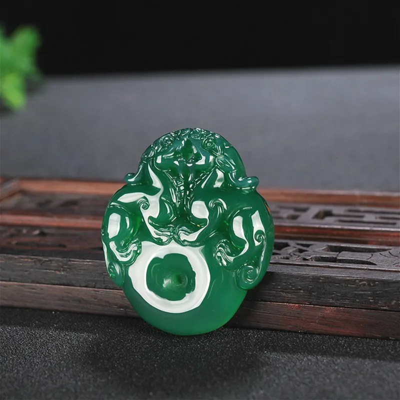 

1PC Natural Green Agate Pixiu Jade Pendnat Necklace Chalcedony Carved Charm Jewellery Fashion Amulet for Men Women Lucky Gifts