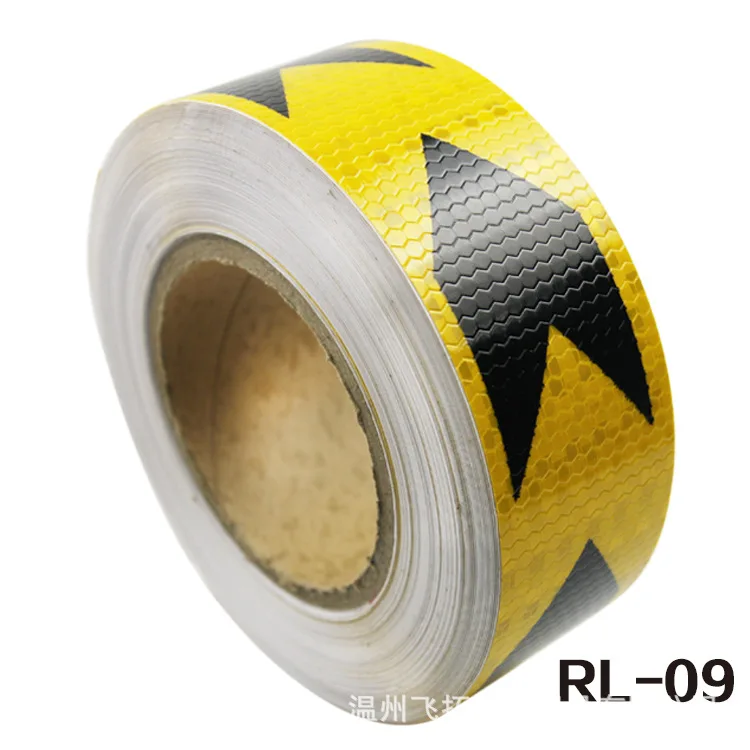 

Steam Truck Tail Warning Sign Color Laser Reflective Volume Architecture Construction Shiny Side Laser Arrowhead-