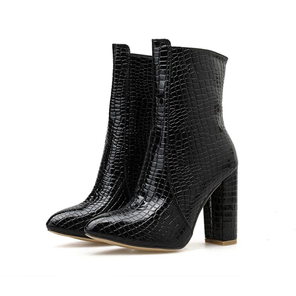 womens short chelsea boots