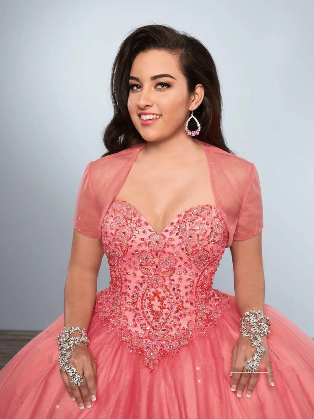 Green Ball Gown Quinceanera Dresses Sweetheart Crystal Beaded Tulle Floor Length Corset Masquerade Ball Gowns Sweet Dress