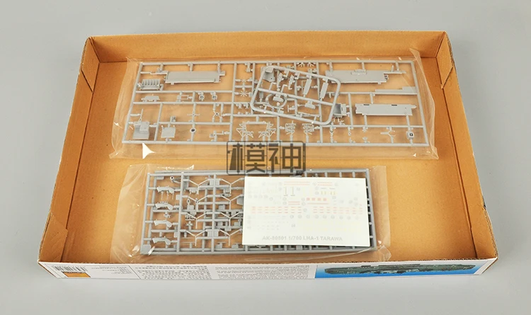 Детская игрушка 1: 700 Масштаб USS TARAWA LHA-1 вертолет Перевозчик пластиковая модель строительные наборы сборка модель корабля Электрический с мотором