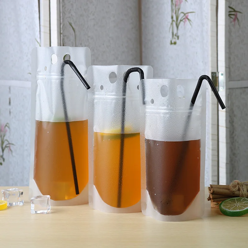 500Pcs/Lot 3 Size Plastic Drink Packaging Bag Pouch For Beverage Juice Milk Coffee With Handle and Holes For Straw 2