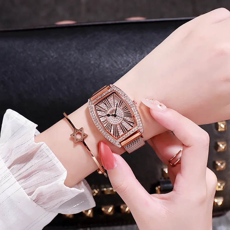 

Luxury Women Bracelet Watches Rose Gold Magnetic Watch Ladies Fashion Rectangle Quartz Wrist Watch Female Waterproof Clock Gift