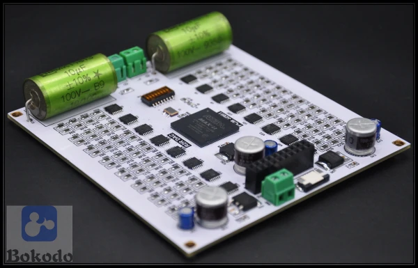 R2R PCM 32-битный полностью дискретный декодирования ЦАП стерео с Дисплей