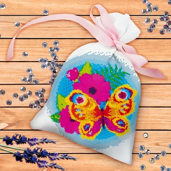 

Cross-stitch on a bag "Butterfly"