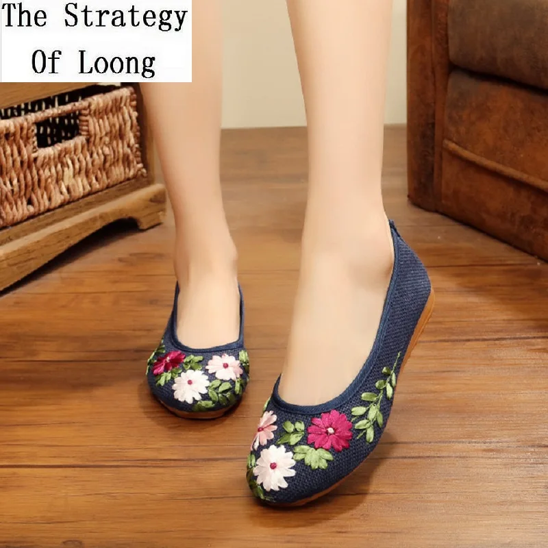

Women Fashion Canvas Shallow Spring Autumn Lazy Shoes Female Flats China Style Vintage Embroiders Slip-On Lady Shoes 190830