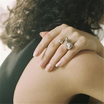 

HUANZHI 2020 New Geometry Irregular Metal Lava Golden Silver Color Opening Ring for Women Girls Party Trendy Jewelry Gift