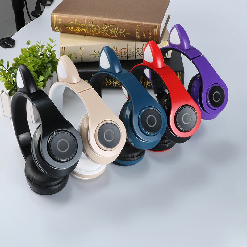 Kids Bluetooth Headphones LED Light Cat Ears Wireless Children Headset With Mic HIFI Stereo Bass Gamer Earphones for Smartphone