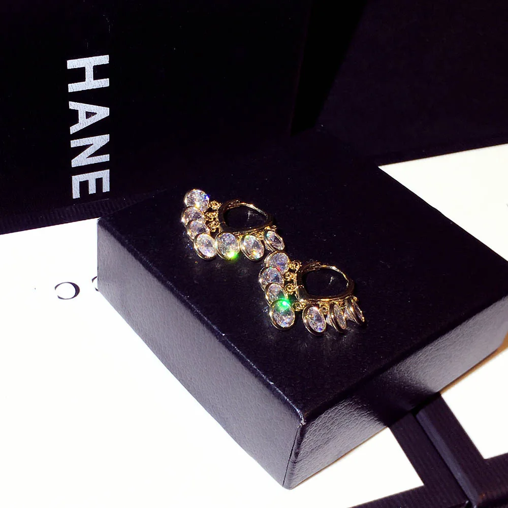 Stud Earrings Ear Accessories Zircon Earring Rhinestone Ear Stud For Lady Wedding Pendant Shine Tassels Super Charm Temperament Fashion Engagement Ear Stud