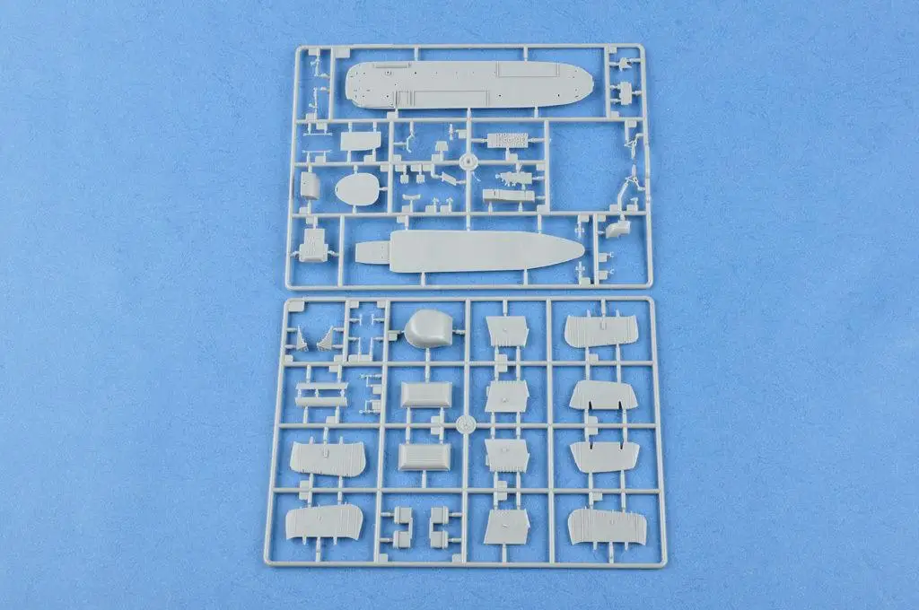 Hobbyboss 1/48 81739 телефон с фонариком на русском языке|Наборы для сборки моделей| |