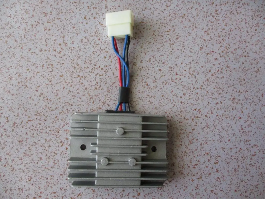 

kipor KGE12E3 KGE12E KGE13E3 KGE12E KG670-15300# CHARGER REGULATOR GENERATOR PARTS