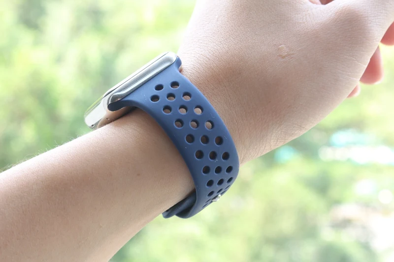 URVOI ремешок для apple watch 5 4 3 2 1 силиконовый ремешок для iwatch sport band с лёгкие дышащие одноцветные 40 мм 44 мм